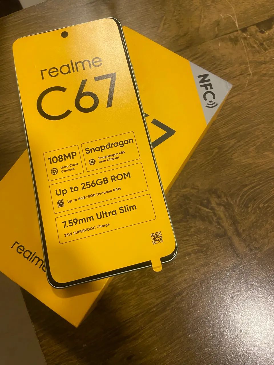 Vendo um telefone novo na caixa