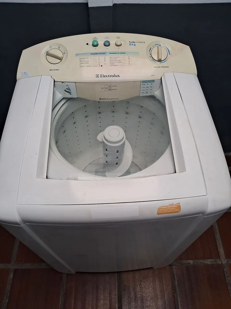 Máquina de Lavar Roupa Electrolux 8kg 590,00 Revisada com garantia Funcionando todas as 