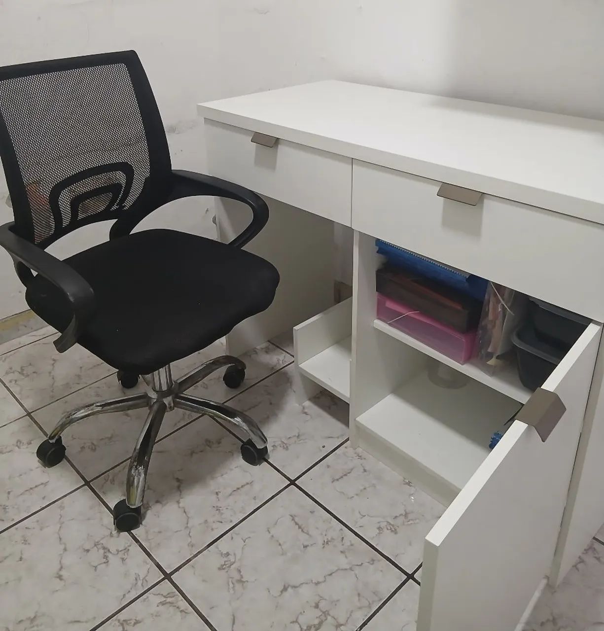 Vendo mesa e cadeira suporte para cpu - Foto 2