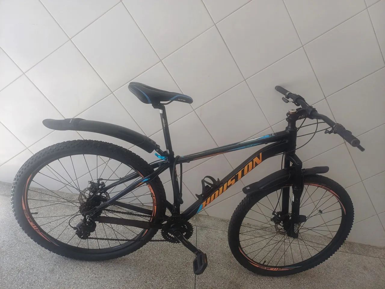 Vendo bicicleta Houston aro 29 