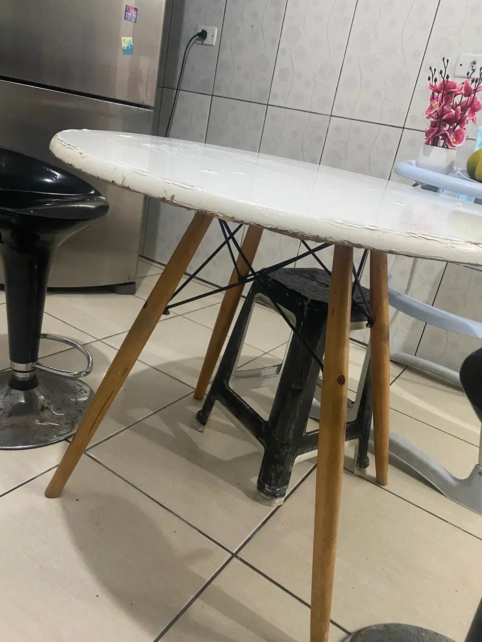 Mesa redonda torre Eiffel 