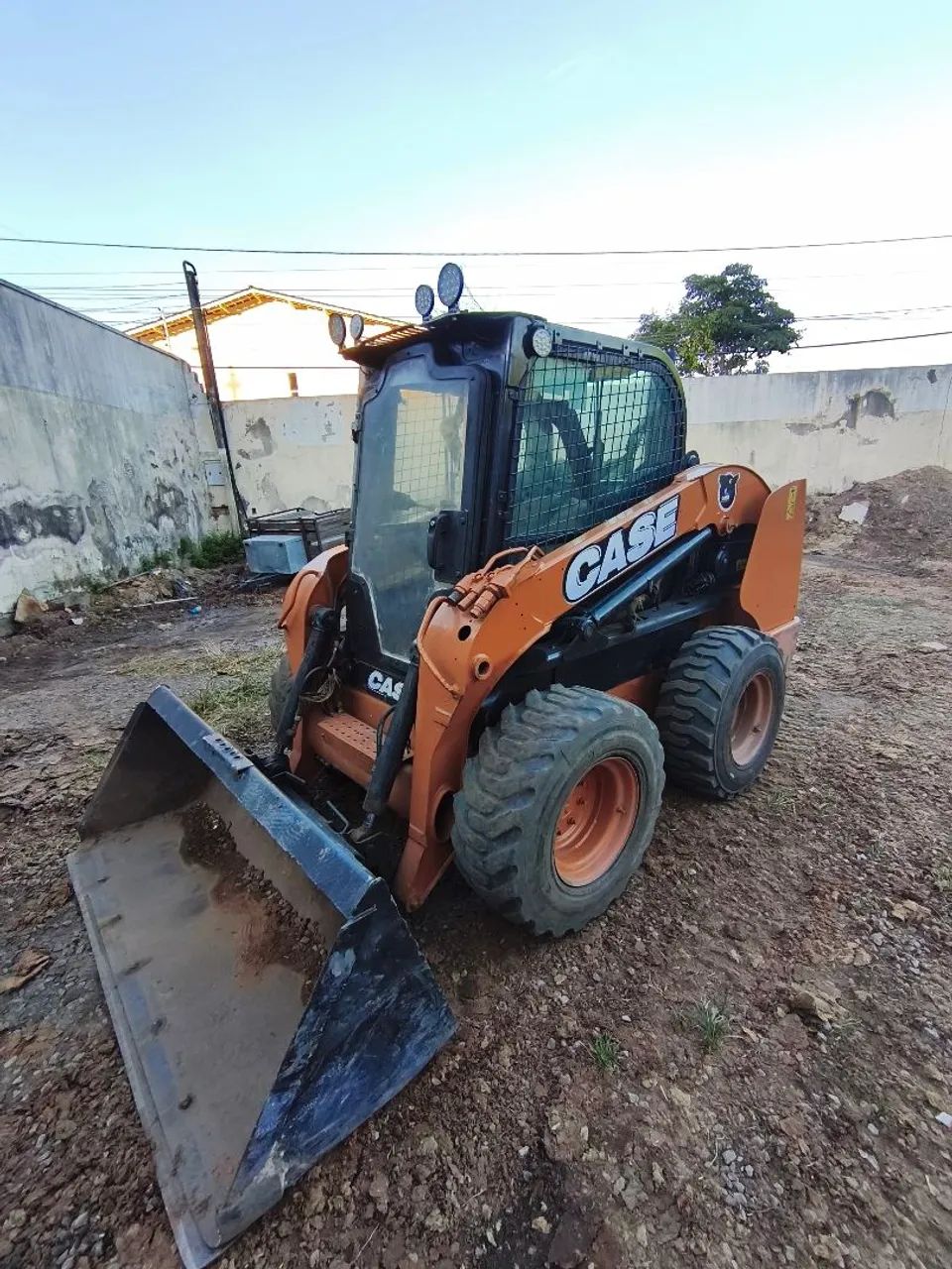MIMI PÁ CARREGADEIRA CASE 