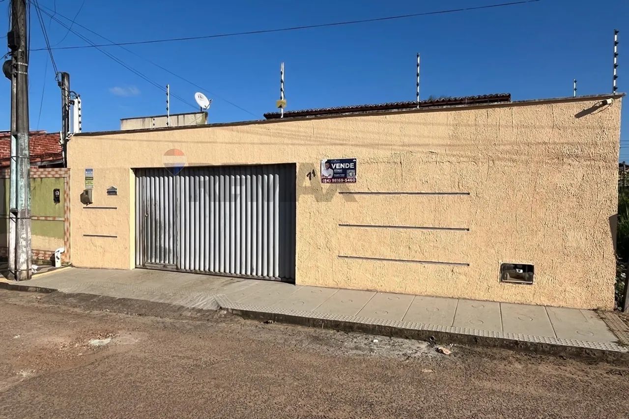 CASA À VENDA  NOVA ESPERANÇA