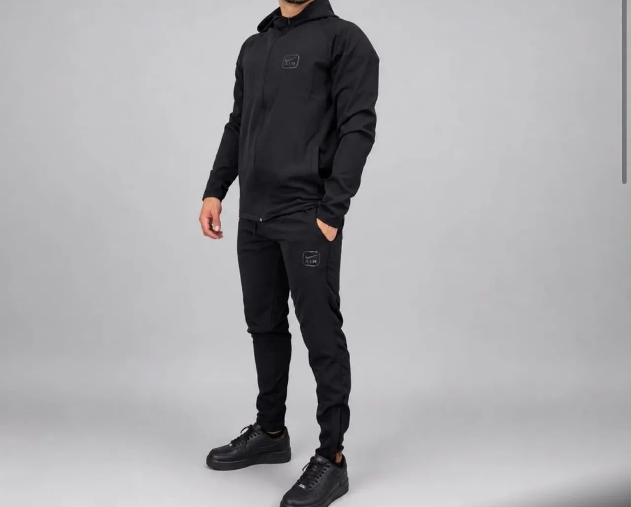 AGASALHO NIKE AIR SLIM PRETO