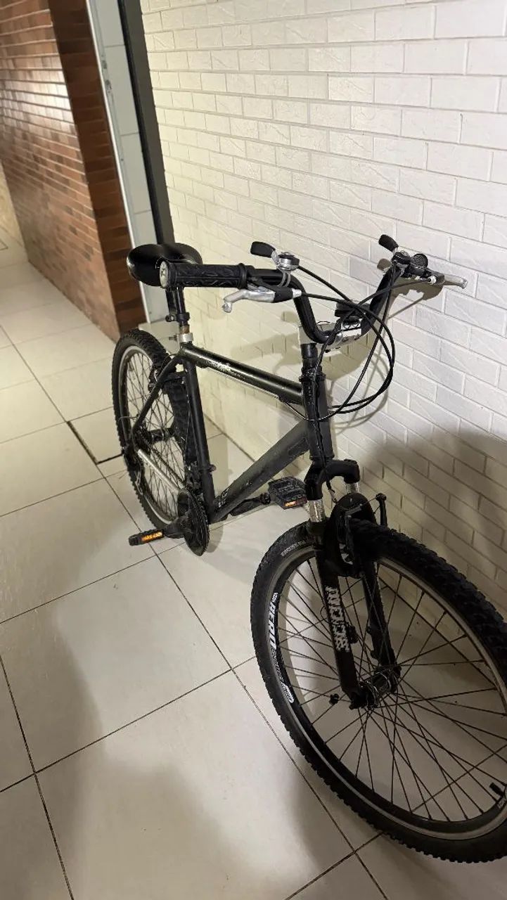 Bicicleta aro 26 (Quadro de alumínio) - Foto 2