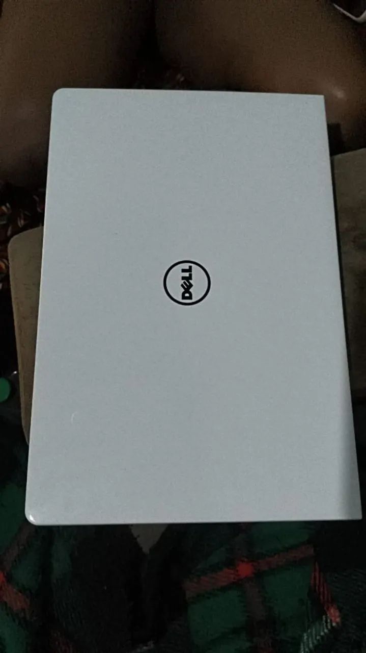 Notebook Dell inspirou 15 polegadas i3 de quarta geração 4gb de ram ssd de 1 tb