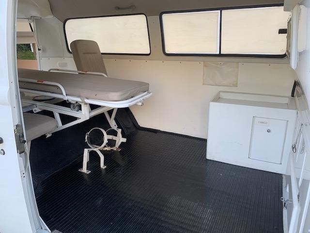 Kombi 2005 12.000km rodados Ambulancia Reliquia Raridade Unica - Foto 8