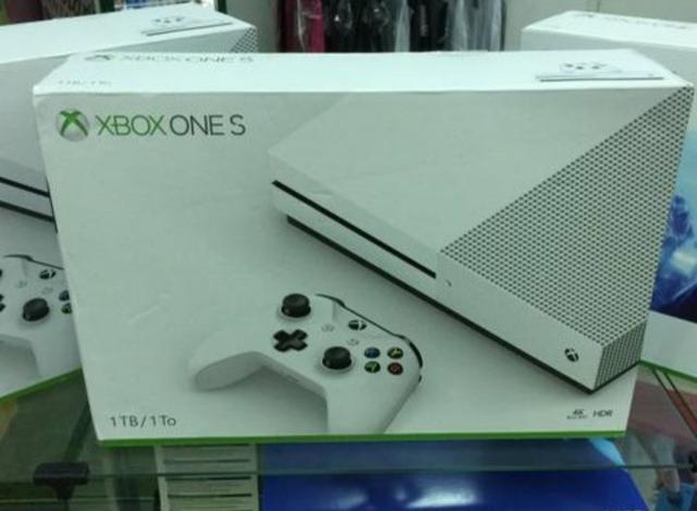 X box one S semi novo