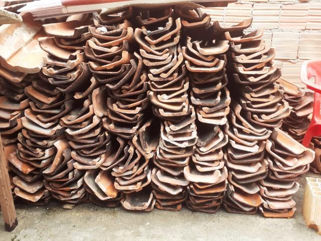 Vendo Telhas de Barro - - Foto 2