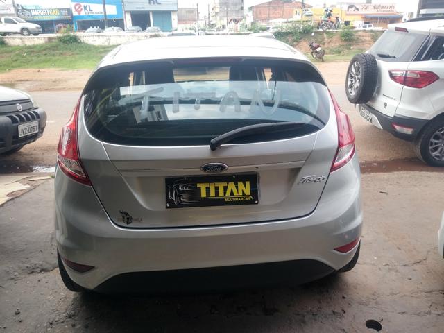 New Fiesta 1.5 ano 2014. Ent.R$8.000 - TITAN MULTIMARCAS - Foto 3
