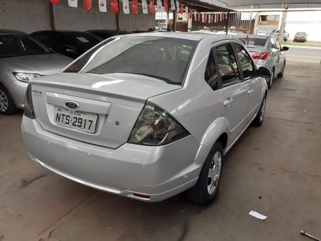 Oferta - Ford/ Fiesta Sedan Completo 2011 - Muito Conservado - Foto 2