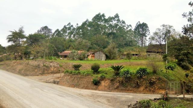 Sítio com área de 85.000m², duas casas. Estuda permuta - Foto 6