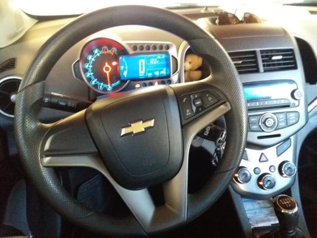 Chevrolet Sonic Hatch 1.6 - Foto 2