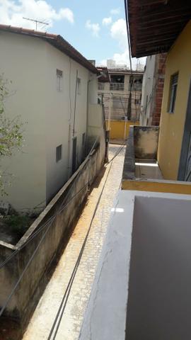 2 Quitinetes próximo a Maria Lacerda - Foto 15