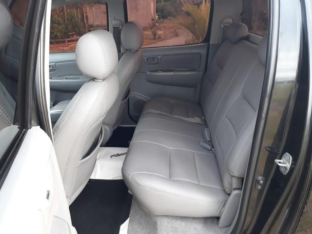 Hilux caminhoneta - Foto 2