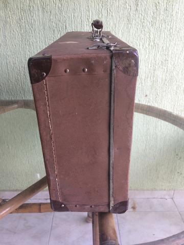 Mala rígida tipo baú. Vintage! - Foto 4