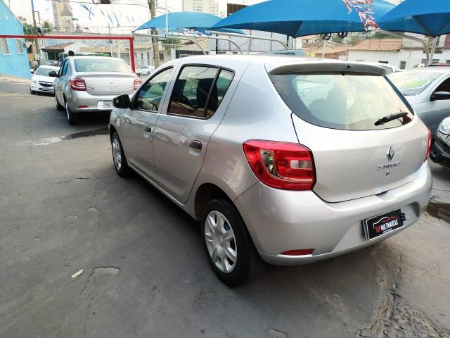 Sandero Authentic - Foto 3