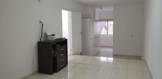 Excelente Sobrado na Av.Peixoto de Castro, com 4 Quartos (2 Suítes) + Lazer Completo! - Foto 4