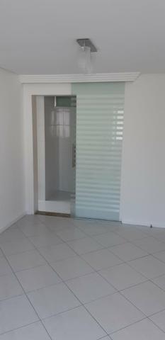 Apartemento no Condomínio Parque Caujeiro