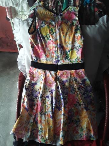 Vendo este lindo vestido crianca - Foto 4