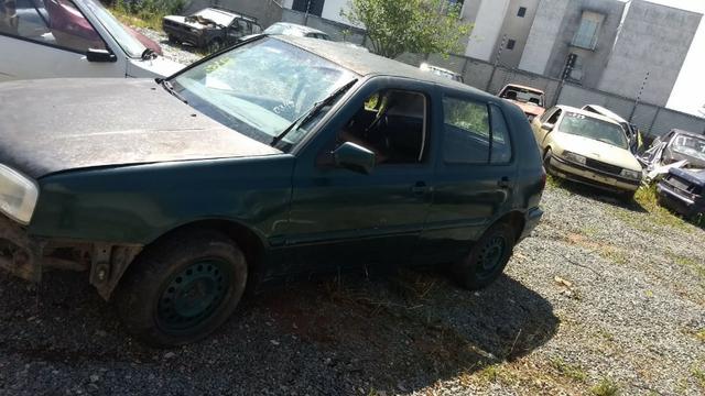 Golf 1.8 ap 1997 sucata Em Peças - Foto 5