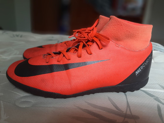 chuteira nike mercurial engineered for speed