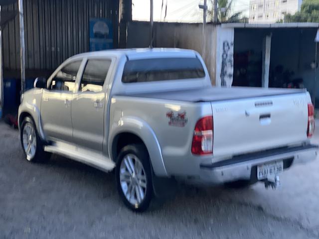 TOYOTA HILUX SRV 3.0 4x4 DIESEL AUTOMÁTICA - Foto 10