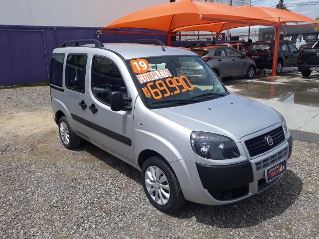 Fiat Doblo Essence 1.8 Flex 16V 5p - Prata - Foto 4