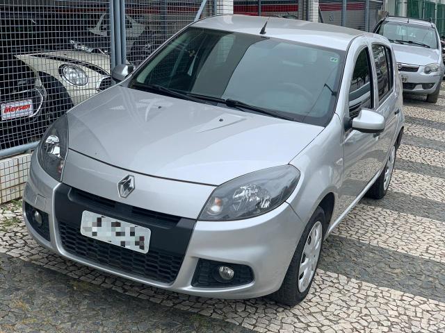 Abaixei preço. Sandero 2014 completo
