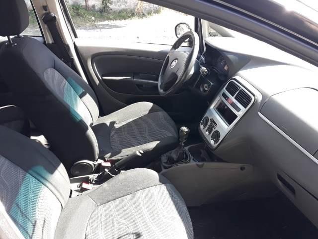 Punto attractive 1.4, flex, completo, rodas, ano 2011, placa a, valor 20.900,00 - Foto 9