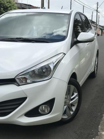 HB20 1.6 Premium Completo + Baixa quilometragem e Banco de
