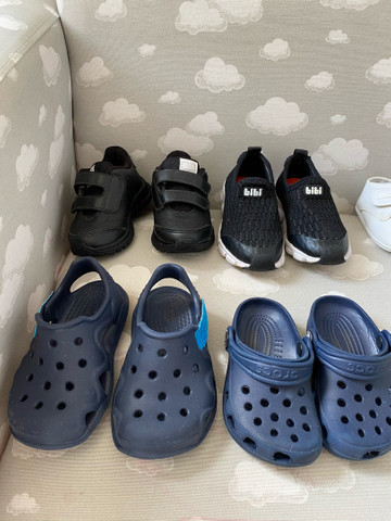 sandalia crocs adidas