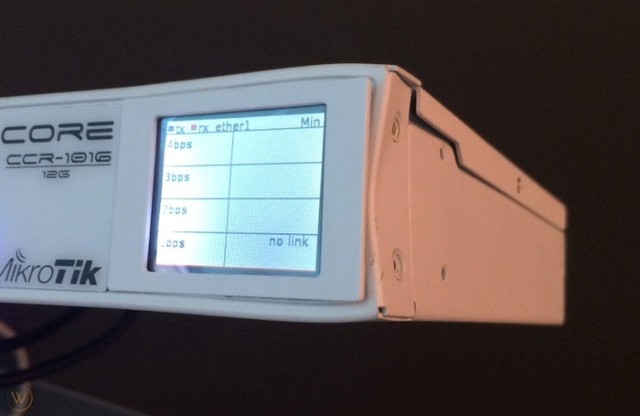 Mikrotik Cloud Core Router Ccr1016-12g Branco  - Foto 2