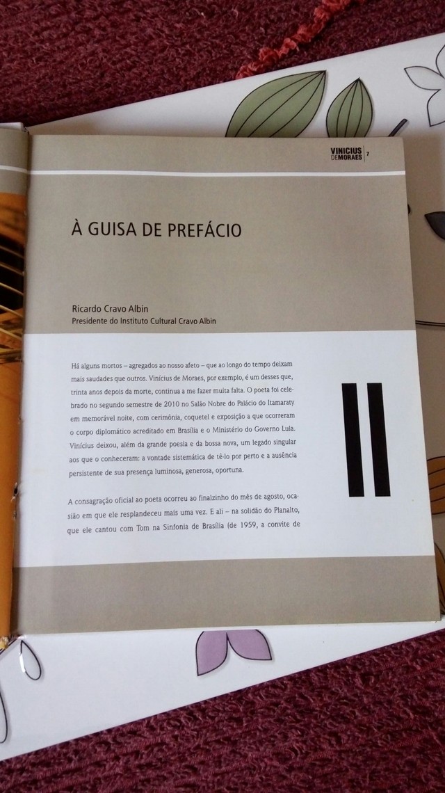 Livro Vinicius De Morais - 2010