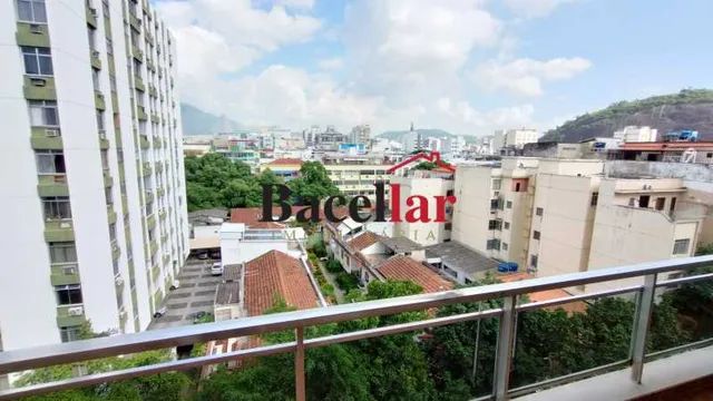 Apartamento - / Residencial / Tijuca - Foto 2