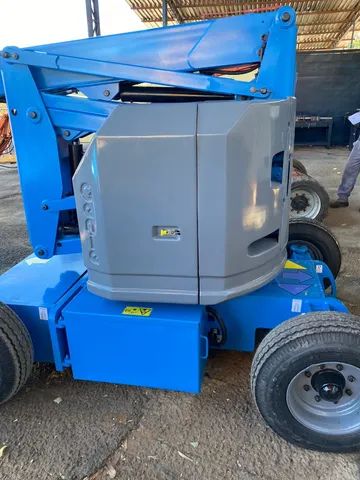 Plataforma Elevatória Articulada Genie Z34 com garantia - Foto 3