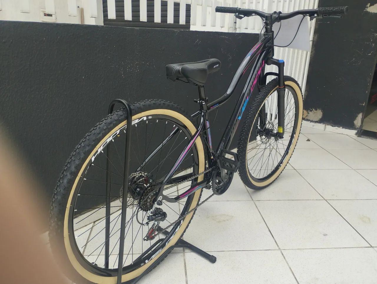 Bicicleta Aro 29 Velooh - 21V - Aluminio - Com Freio a Disco - Foto 2