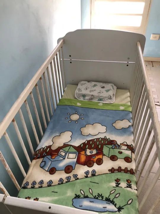 Berço para bebê, vendo os três berços por R$ 250,00 reais. - Foto 4