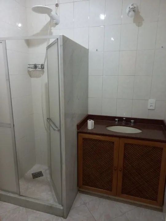 Cuba, torneiras e armário de banheiro - Foto 2