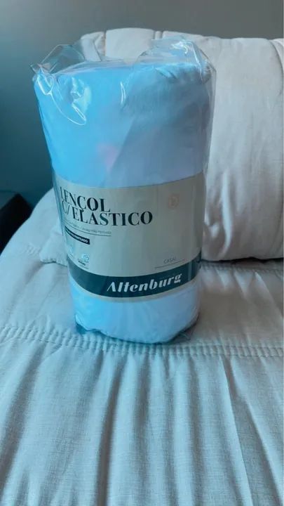 Vendo 1 lençol c/ elástico CASAL Branco Altenburg. 