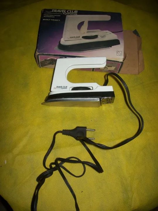 Ferro de passar roupa em viagem - Foto 2