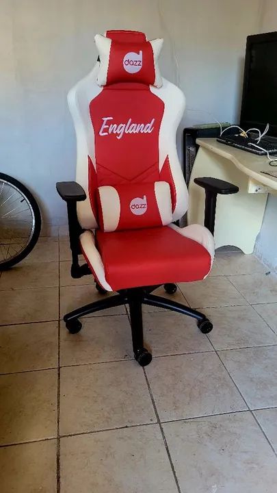 Vendo cadeira GAMER NOVA!! - Foto 2