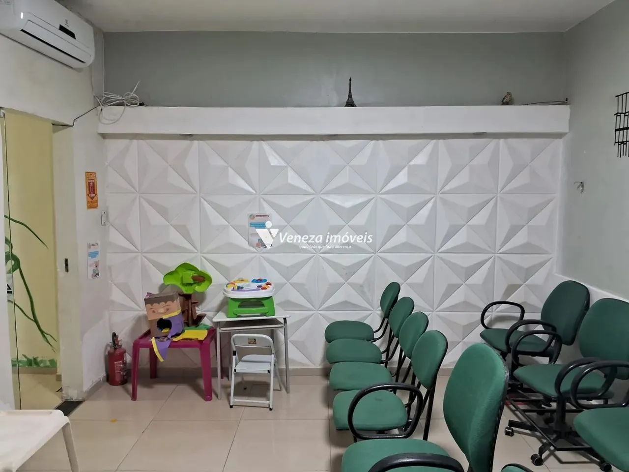 Sala mobiliada no Saci para aluguel