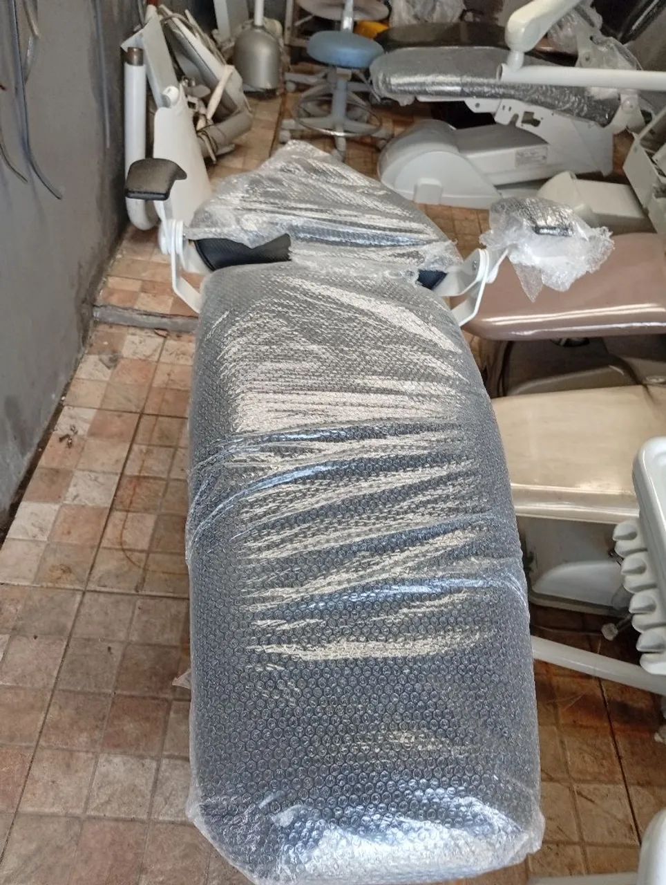 Cadeiras esteticista e oftalmo  - Foto 4