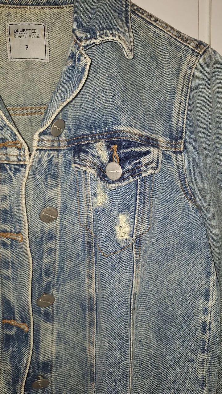 Jaqueta jeans feminina destroeyd  - Foto 2