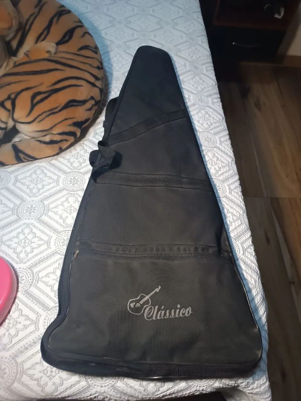 Guitarra Dolphin64840797774851122