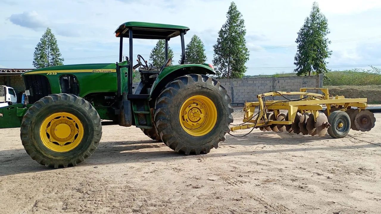 Trator 7515 John Deere Ano 2009 com gradão - Foto 3