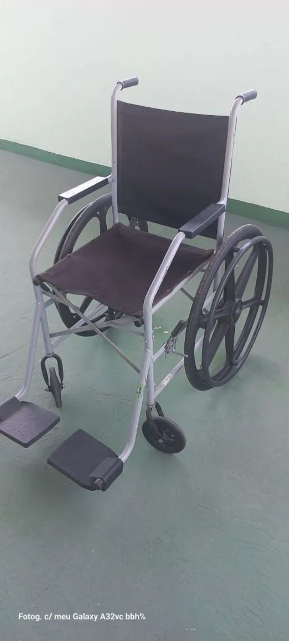 cadeira de rodas - Foto 5