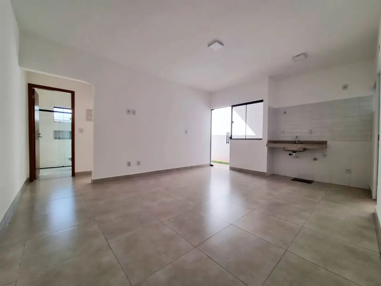 Casa à venda 2 Quartos, 2 Vagas, 61 m², Jardim Petrópolis, Goiânia - GO. Financie pelo Min - Foto 4