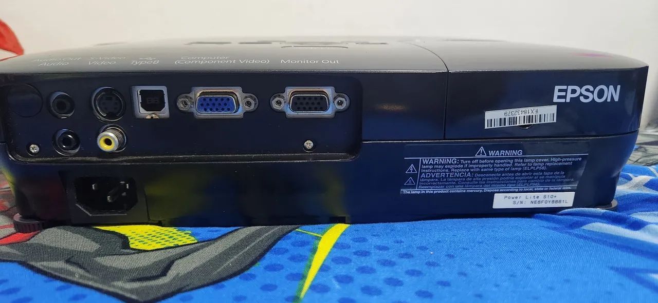 Projetor EPSON S10+ e LG BS275 para conserto  - Foto 3